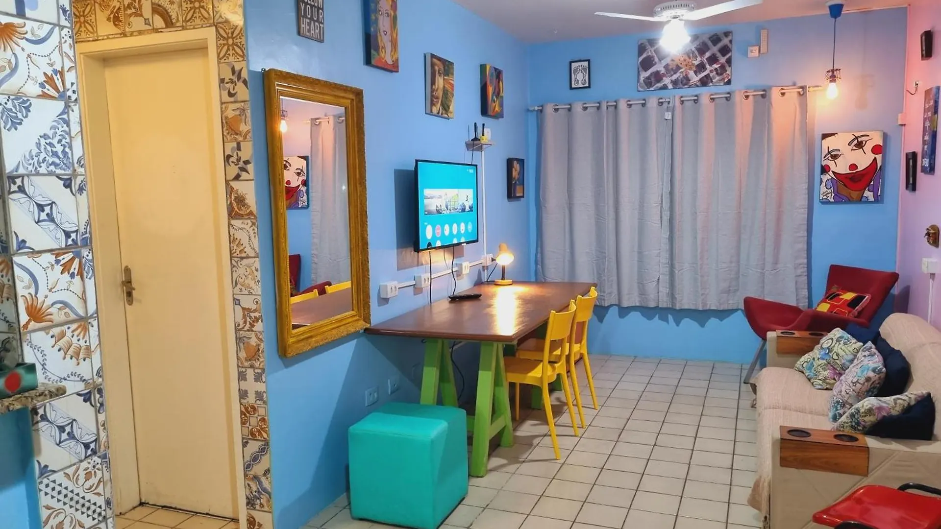 Apê da Praia - temático e aconchegante com WiFi Recife Apartamento